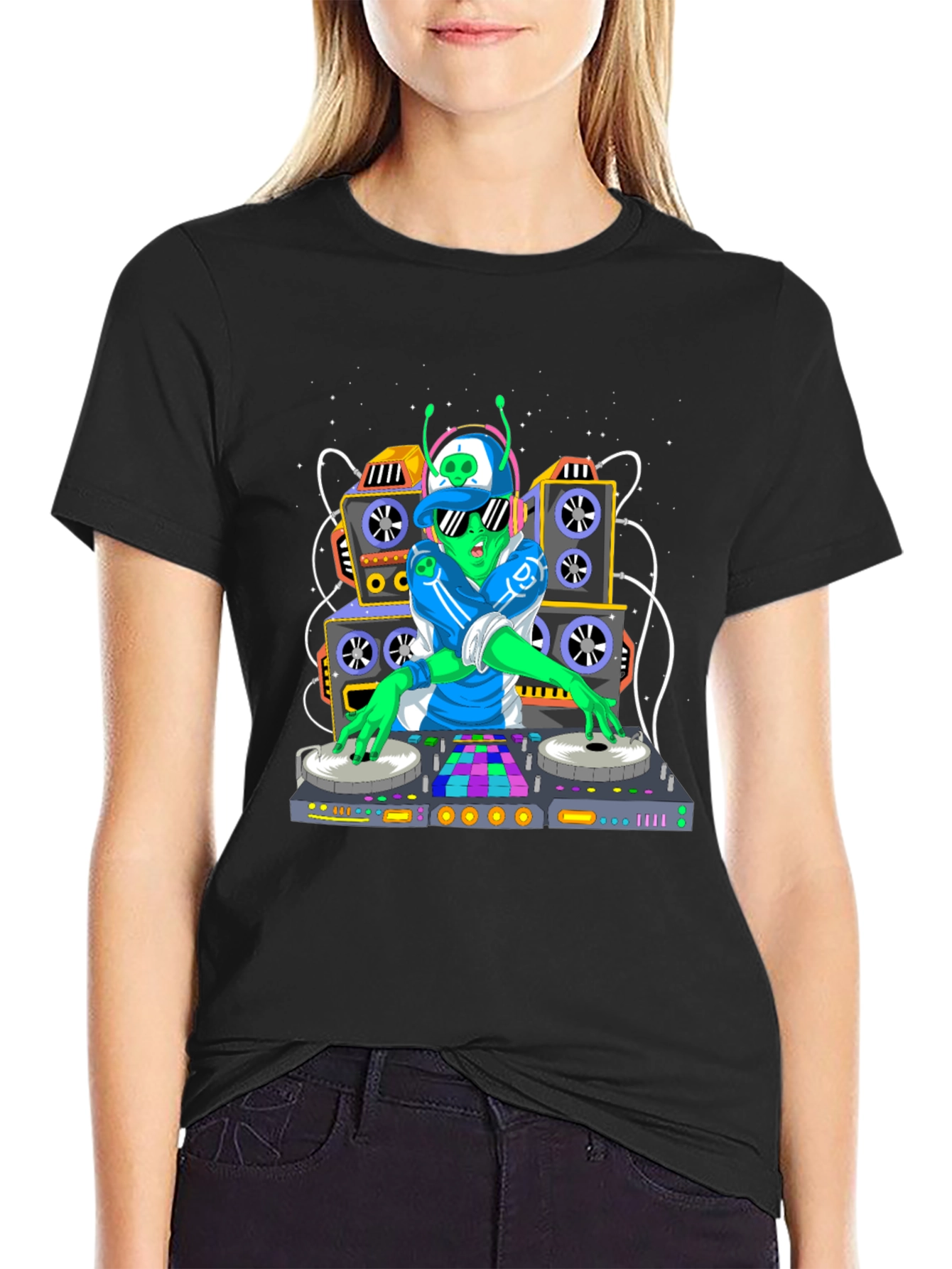 Alien DJ Graphic T-Shirt - Music Lover Tee
