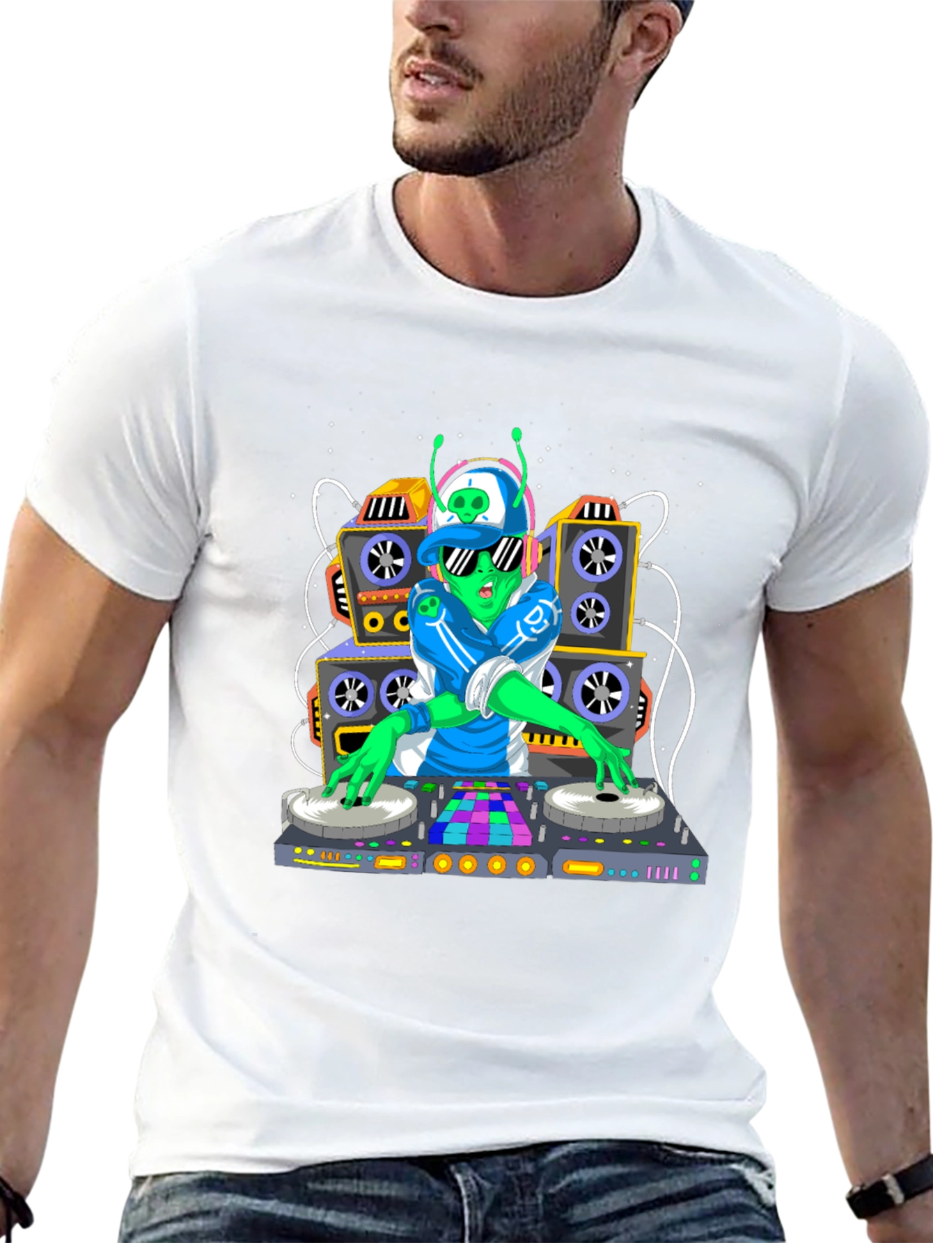 Alien DJ Graphic T-Shirt - Music Lover Tee